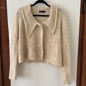 Elegant Beige Women's Cardigan Sweater